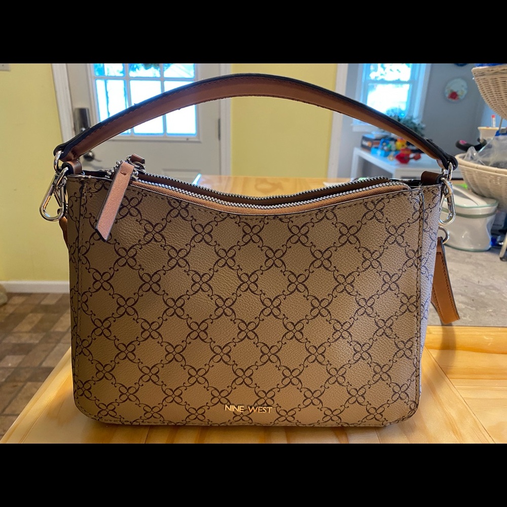 NWOT Nine West convertible crossbody bag